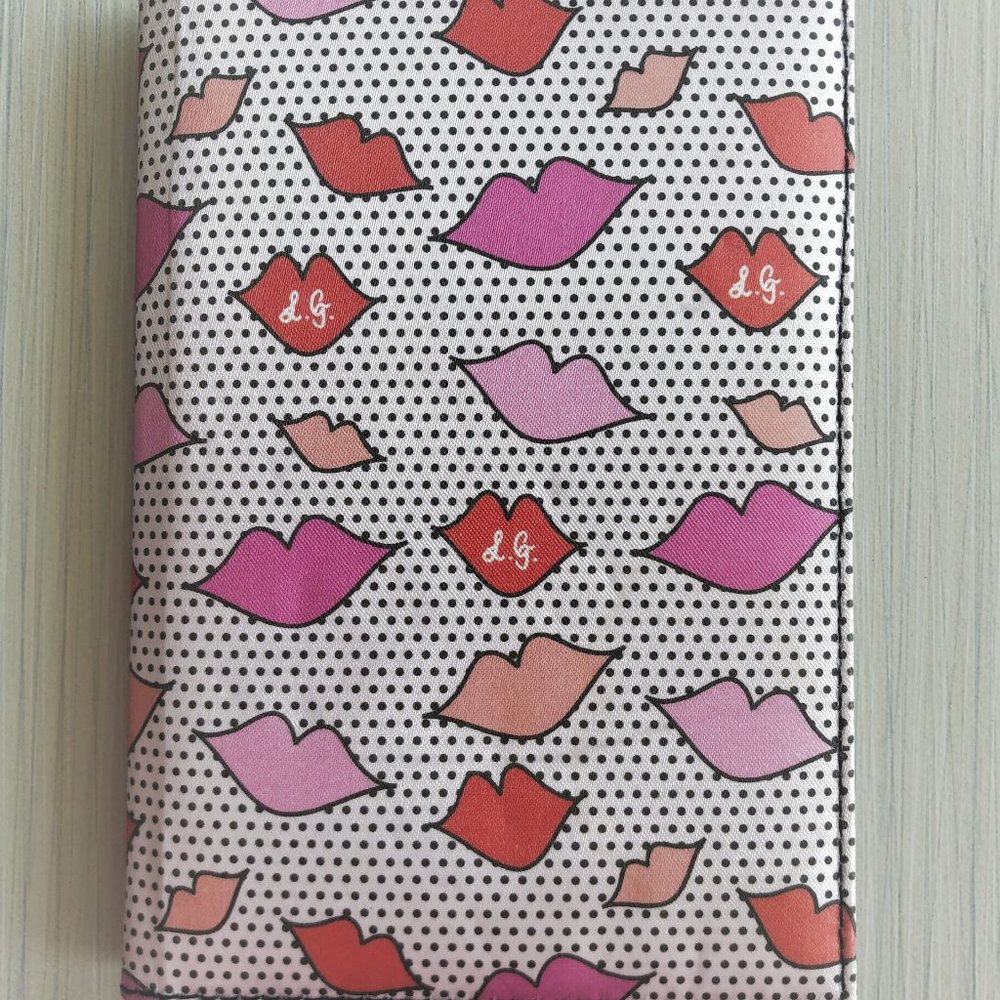 Lips Journal - Picture 2 of 8